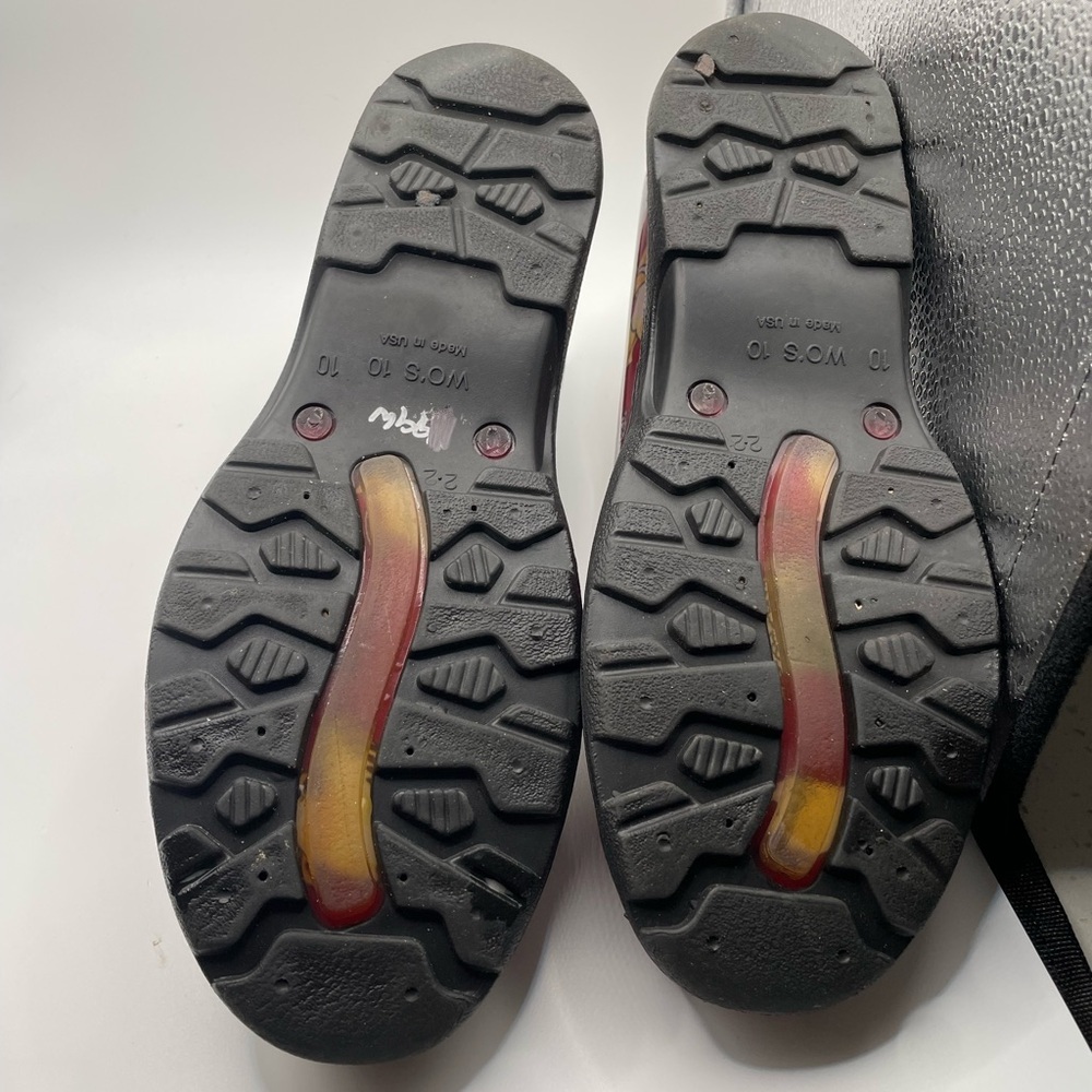 Sloggers Red Chicken Print Garden Clogs size 10 - Picture 8 of 10